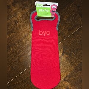NWT BYO Red Bottle Bag